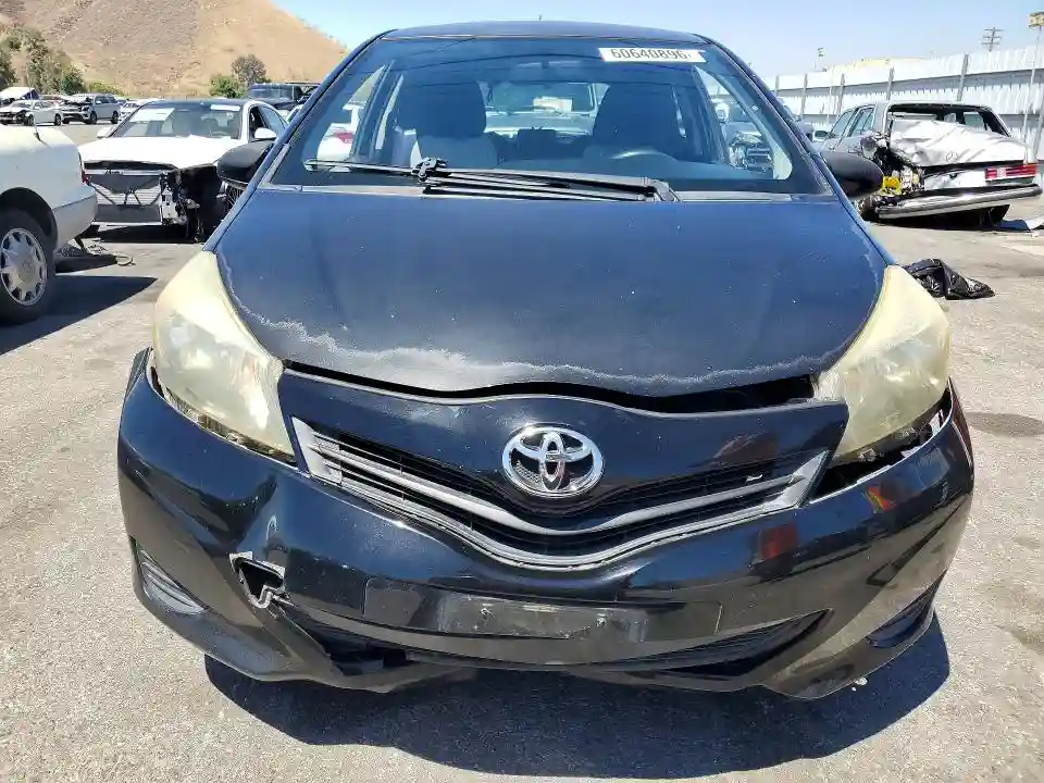 JTDJTUD32CD505266 2012 TOYOTA YARIS 3-DO-4