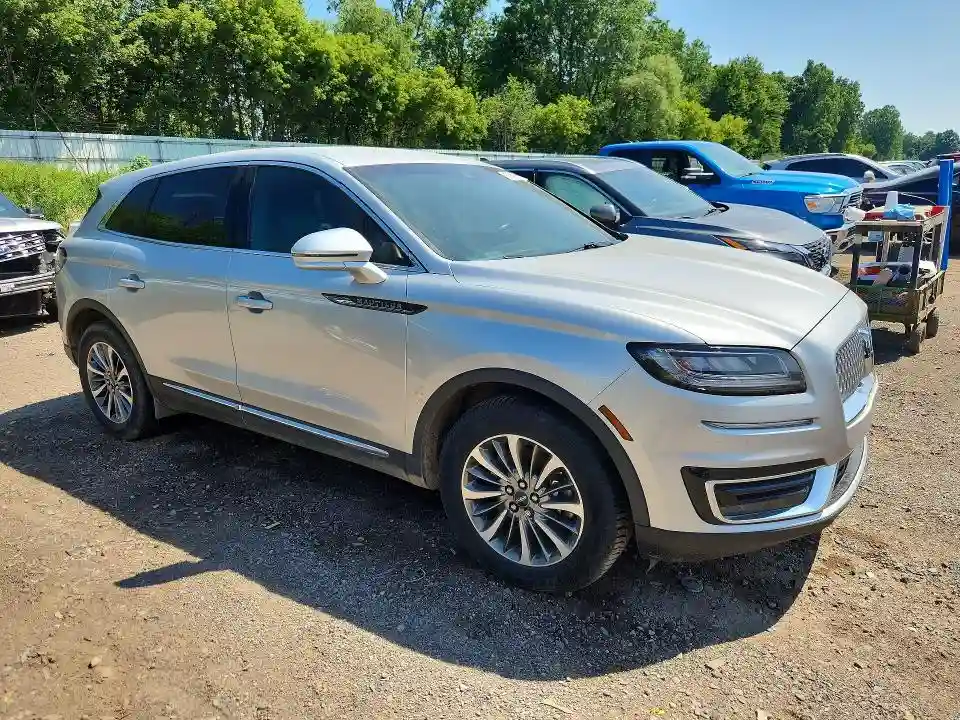 2LMPJ8K92KBL31007 2019 LINCOLN NAUTILUS-3
