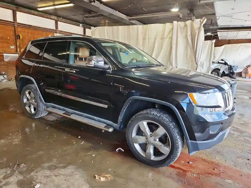 1C4RJFCT7CC162076 2012 JEEP GRAND CHEROKEE-3