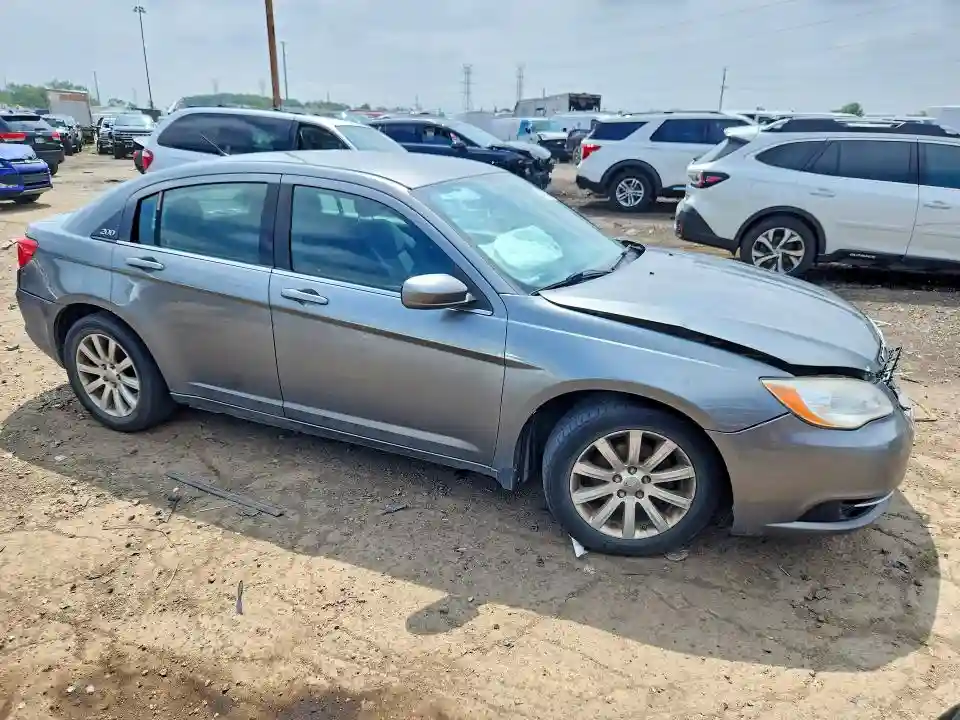 1C3CCBBB5CN135629 2012 CHRYSLER 200-3