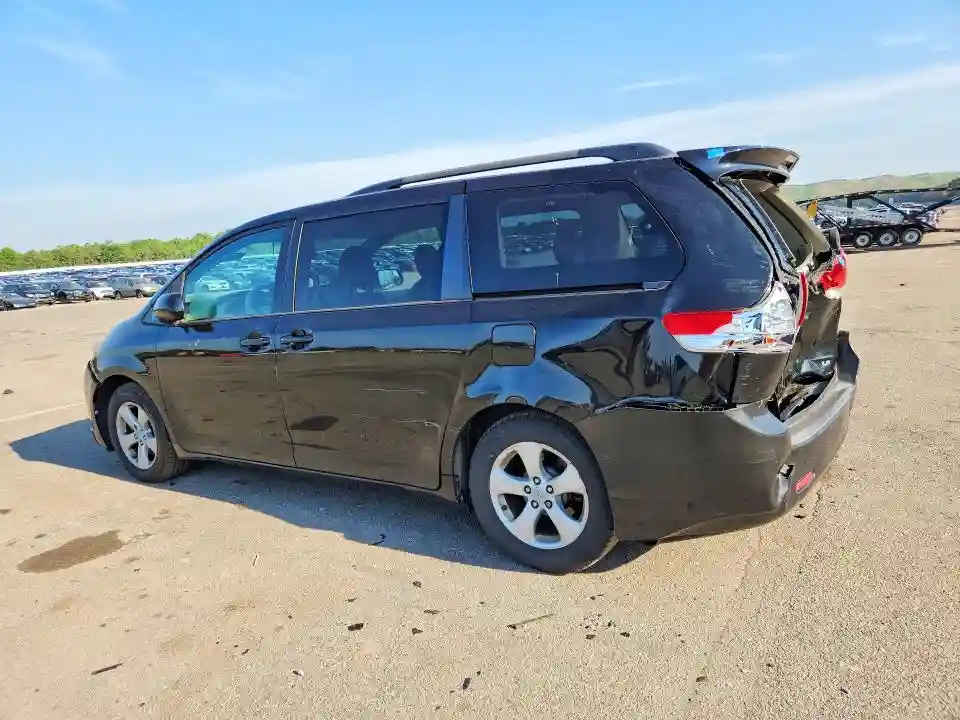 5TDKK3DC0CS245665 2012 TOYOTA SIENNA-1