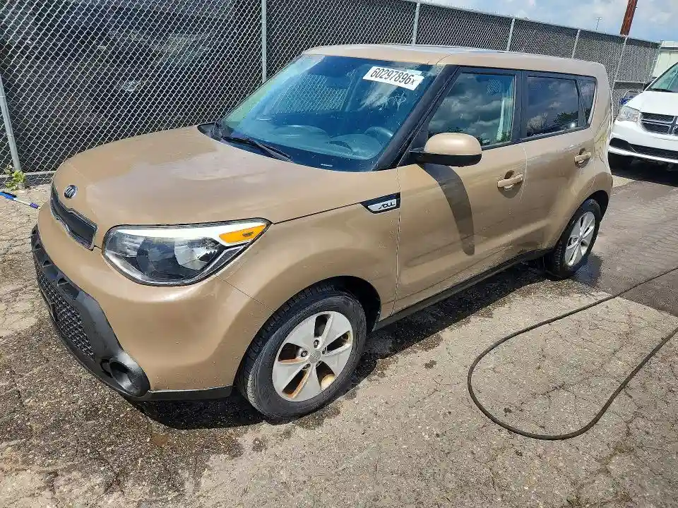 KNDJN2A25F7119437 2015 KIA SOUL-0