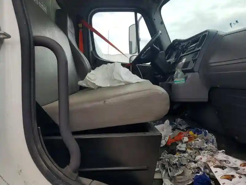 1FVACWDU5GHHL1666 2016 FRHT - FREIGHTLINER ALL OTHER-5