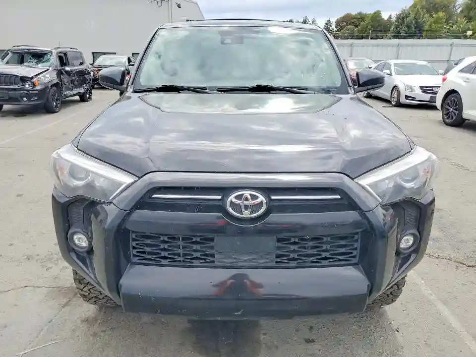 JTEMU5JR3M5886822 2021 TOYOTA 4RUNNER-4