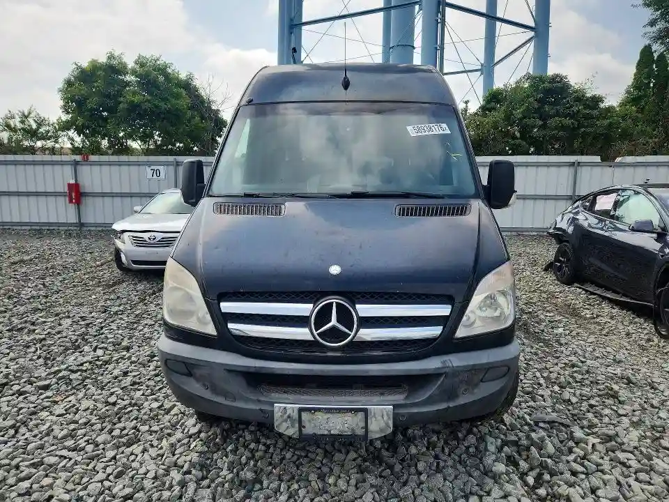 WDZPE7CCXA5478817 2010 MERCEDES-BENZ SPRINTER-4