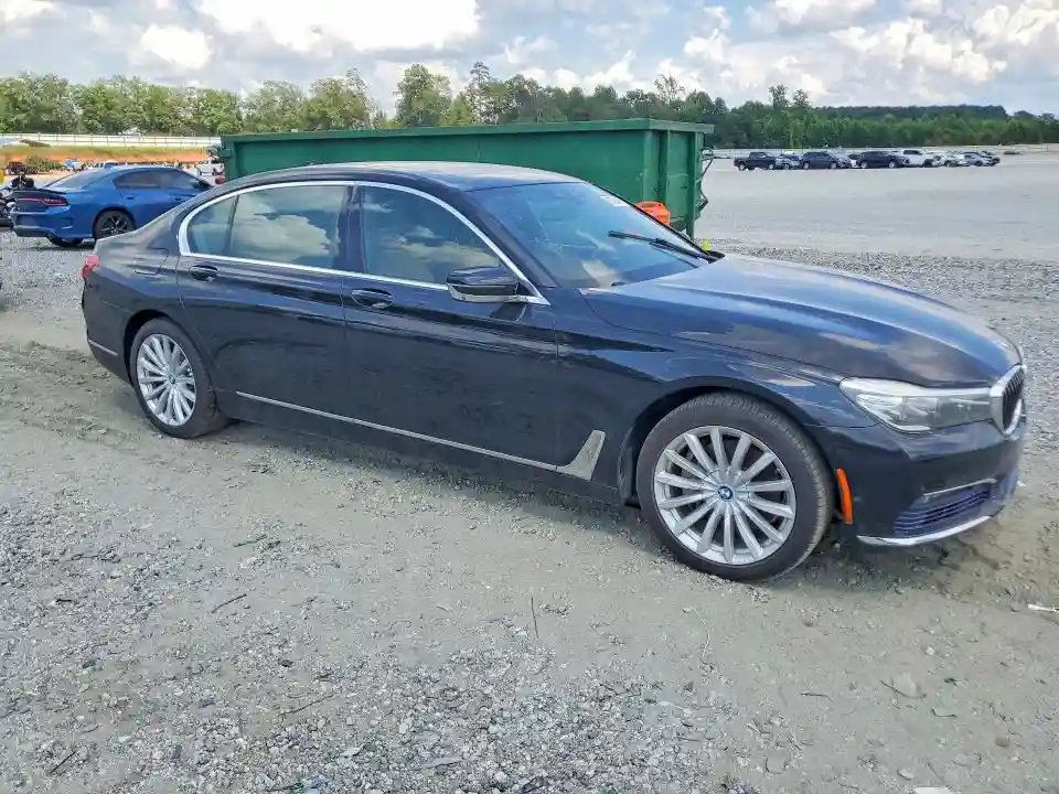 WBA7E2C50GGD99982 2016 BMW 7 SERIES-3