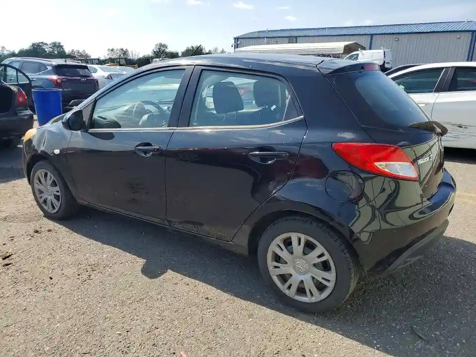 JM1DE1HYXB0124198 2011 MAZDA 2-1