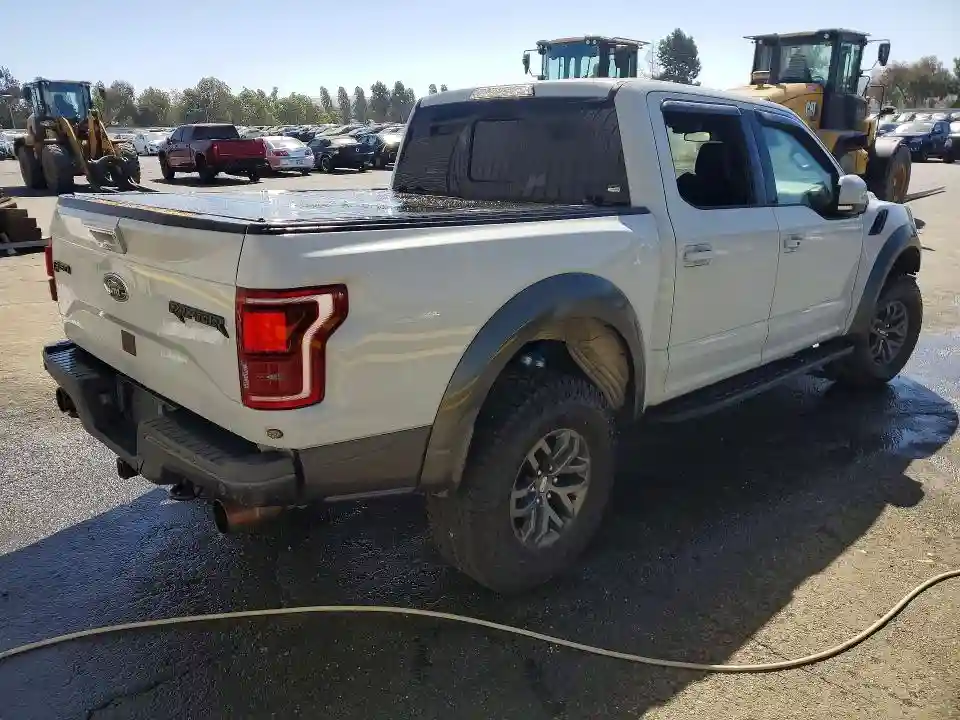 1FTFW1RG4HFB32332 2017 FORD F150-2