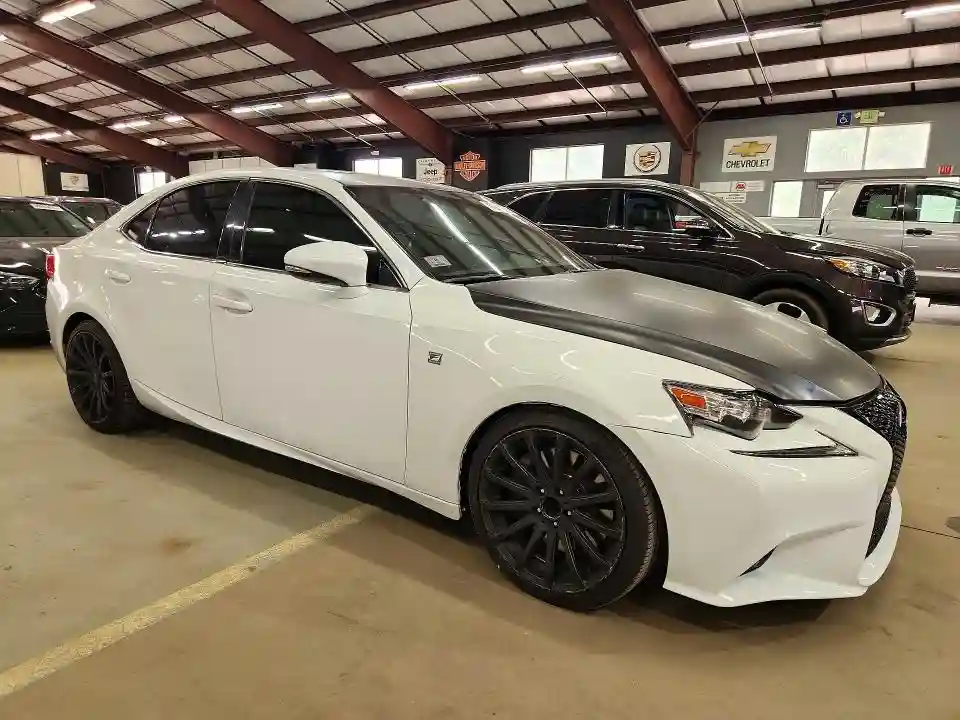 JTHBE1D22F5014844 2015 LEXUS IS-3