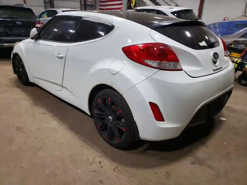 KMHTC6AD6CU072063 2012 HYUNDAI VELOSTER-1