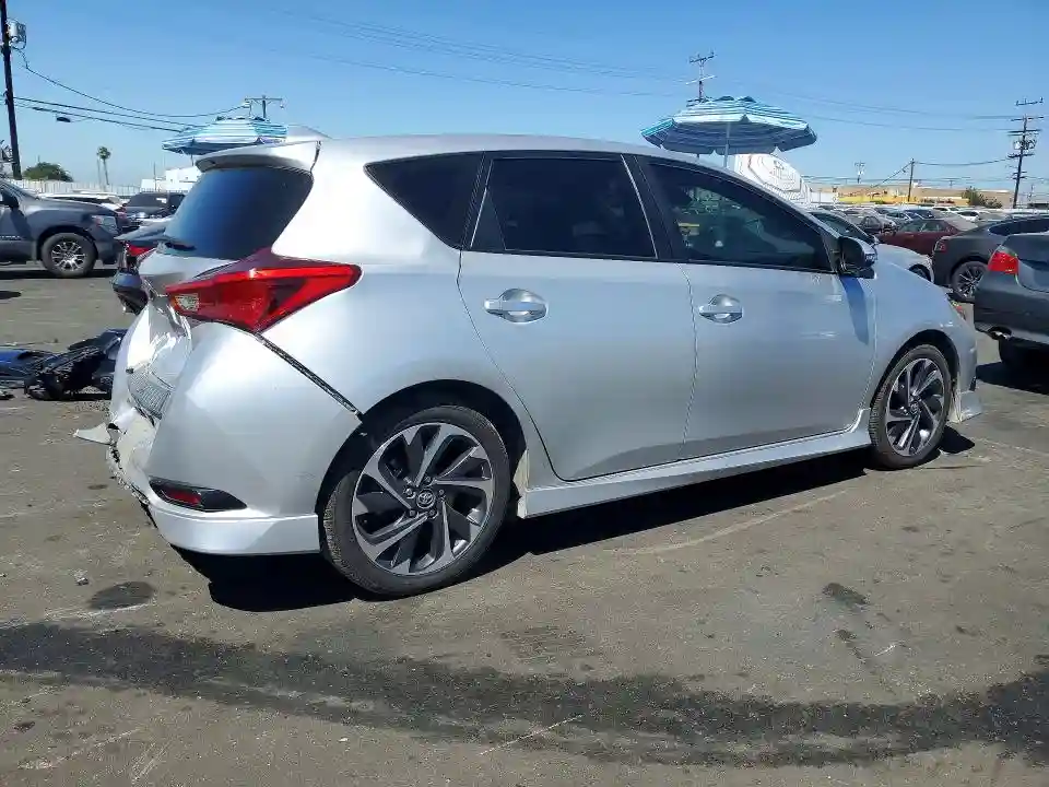 JTNKARJE8JJ576236 2018 TOYOTA COROLLA-2