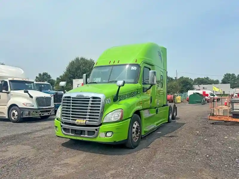 3AKJGLDR9HSHU4071 2017 FREIGHTLINER ALL OTHER-1