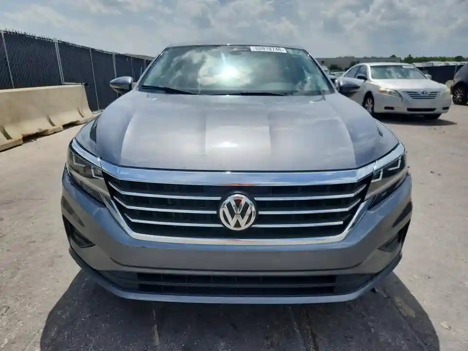 1VWSA7A37LC015294 2020 VOLKSWAGEN PASSAT-4