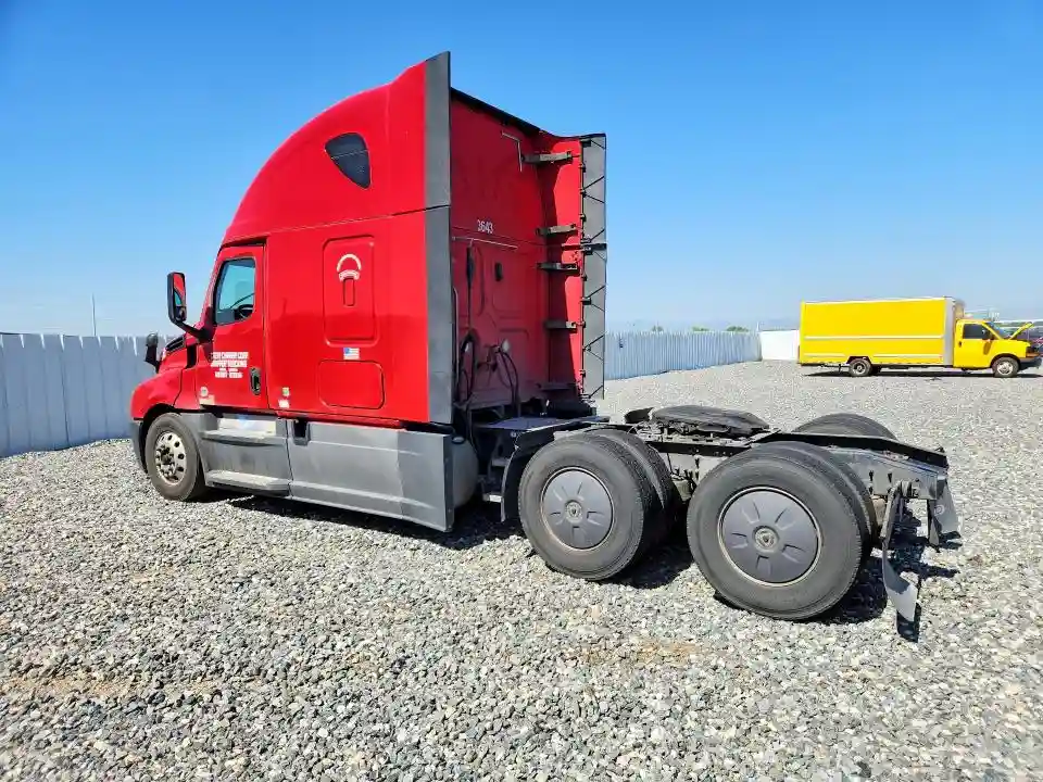 1FUJHHDR1KLKE4167 2019 FREIGHTLINER ALL OTHER-1