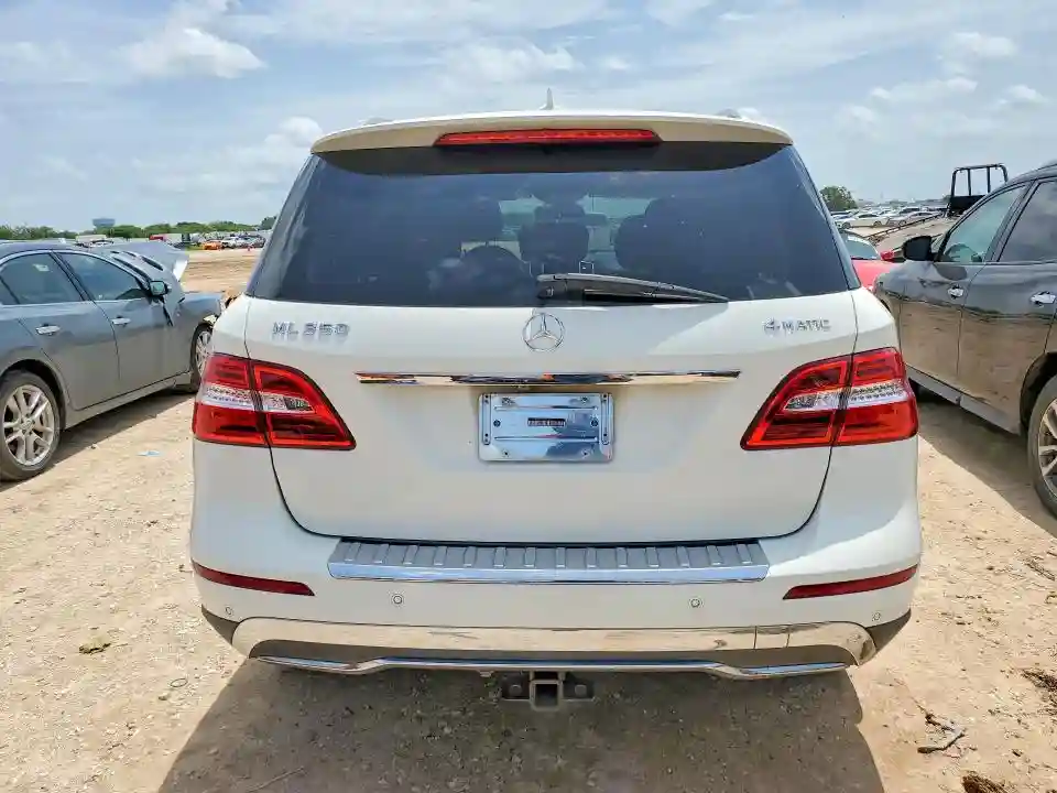 4JGDA5HB3DA199686 2013 MERCEDES-BENZ M-CLASS-5