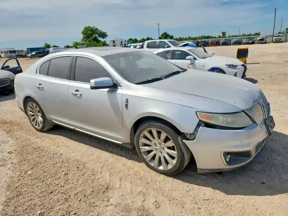 1LNHL9DR0AG604918 2010 LINCOLN MKS-3