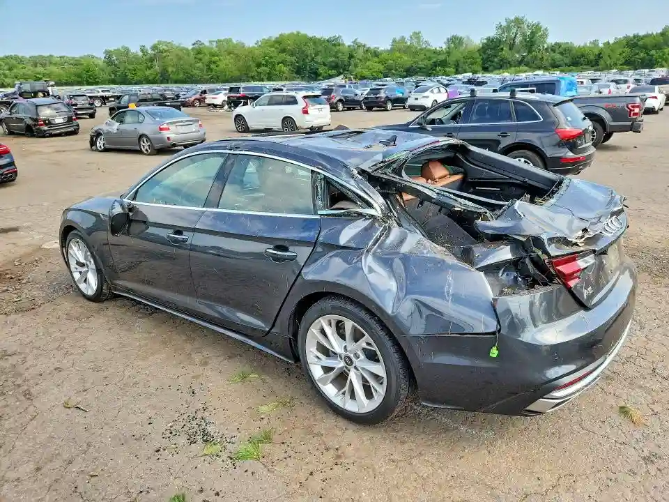 WAUABCF53NA027758 2022 AUDI A5-1
