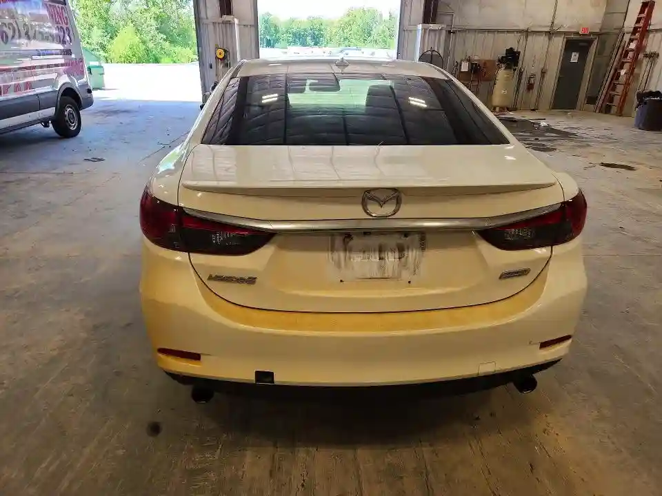 JM1GJ1W52E1106729 2014 MAZDA 6-5