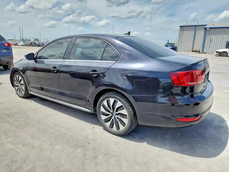 3VW637AJ3DM259342 2013 VOLKSWAGEN JETTA-1