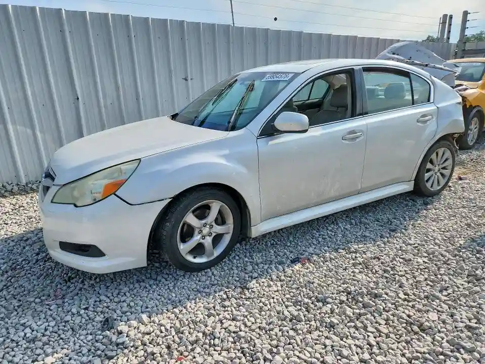 4S3BMCK64B3230318 2011 SUBARU LEGACY-0