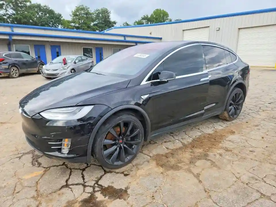 5YJXCAE28GF002368 2016 TESLA MODEL X-0