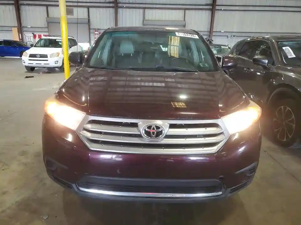 5TDBK3EH3BS065444 2011 TOYOTA HIGHLANDER-4
