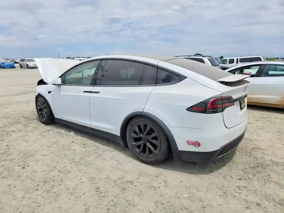 7SAXCBE58RF440202 2024 TESLA MODEL X-1