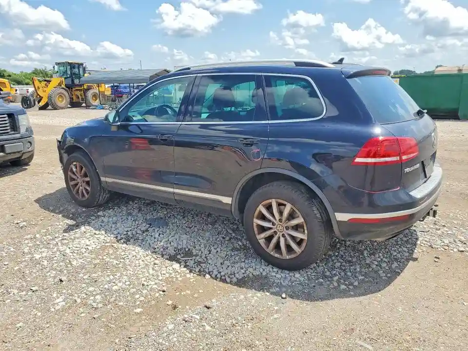 WVGEF9BP5FD004660 2015 VOLKSWAGEN TOUAREG-1