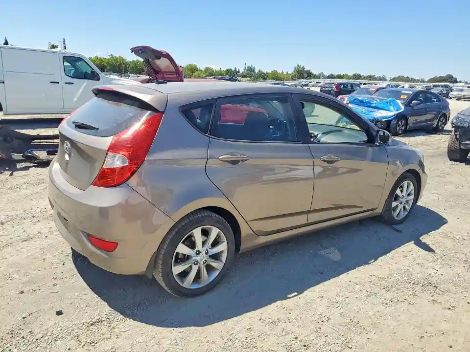 KMHCU5AE1CU017665 2012 HYUNDAI ACCENT-2