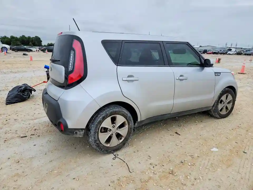 KNDJN2A22G7829784 2016 KIA SOUL-2