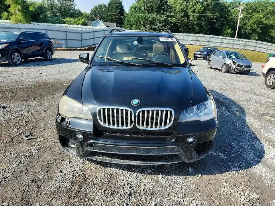 5UXZW0C55D0B96215 2013 BMW X5-4