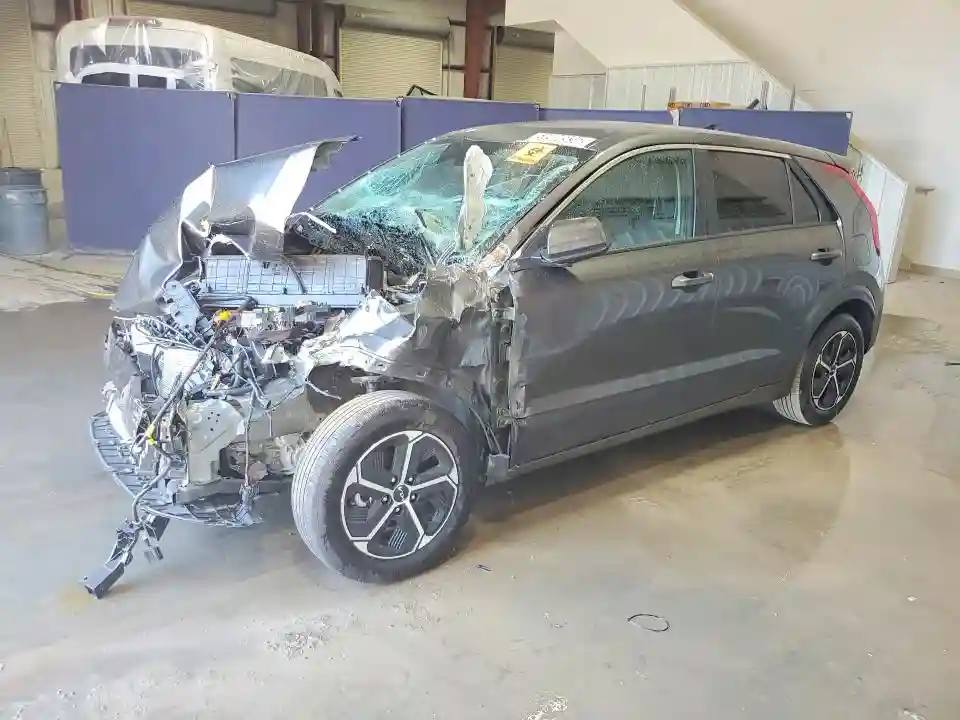 KNDCP3LEXT5340555 2026 KIA NIRO-0
