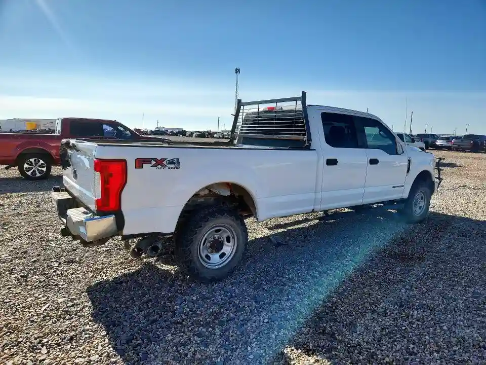1FT8W3BT7HEF13013 2017 FORD F350-2