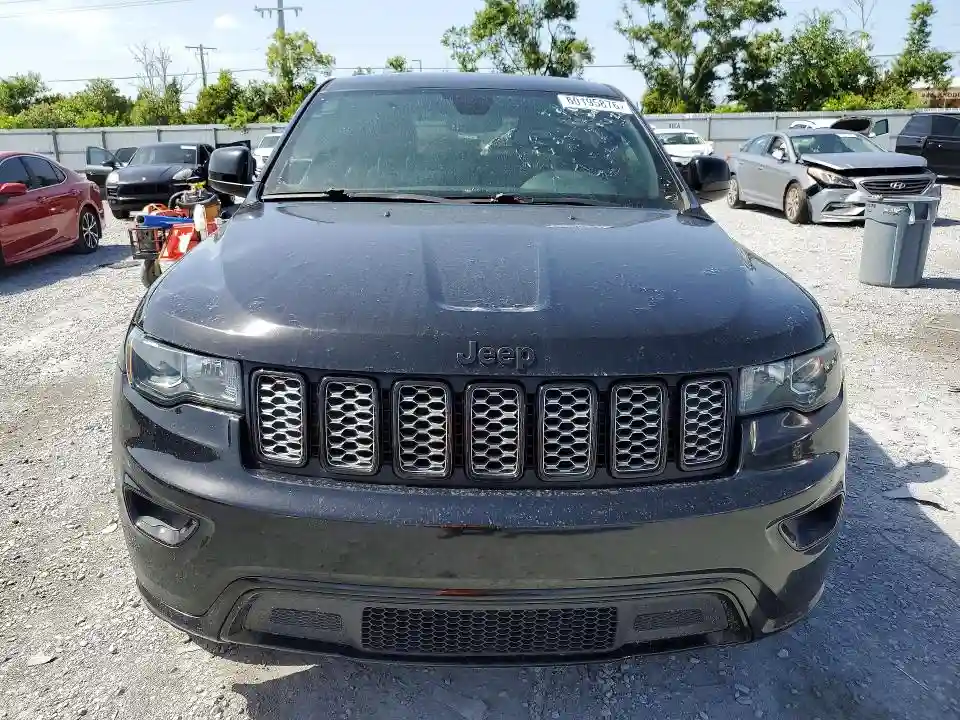 1C4RJEAG9JC380355 2018 JEEP CHEROKEE-4