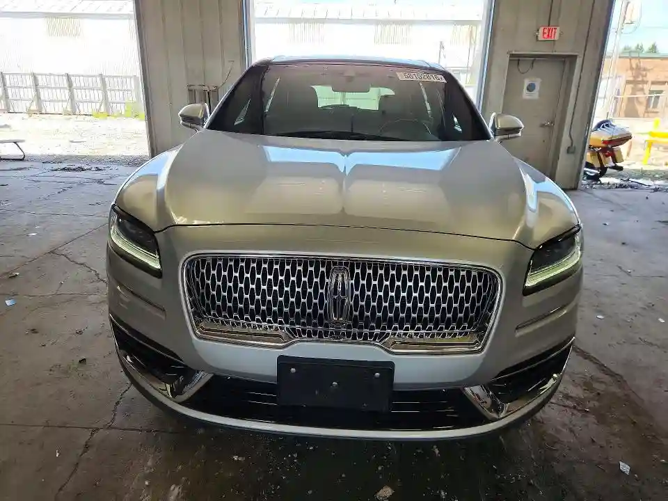2LMPJ8LP2KBL12843 2019 LINCOLN NAUTILUS-4