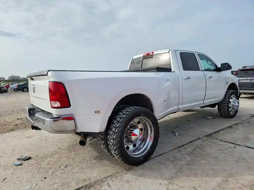 3C63RRHL7GG176160 2016 RAM 3500-2