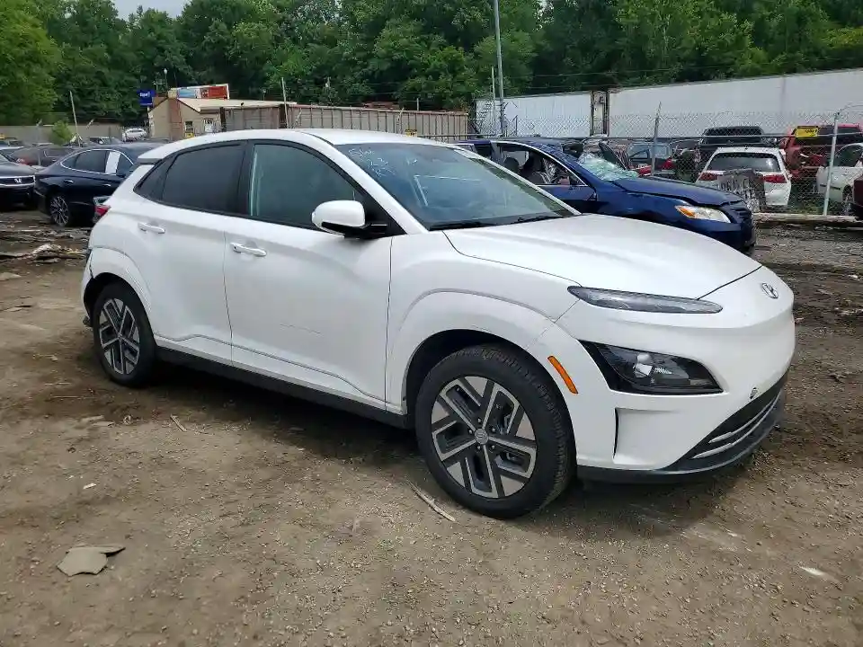 KM8K23AG2PU190950 2023 HYUNDAI KONA-3