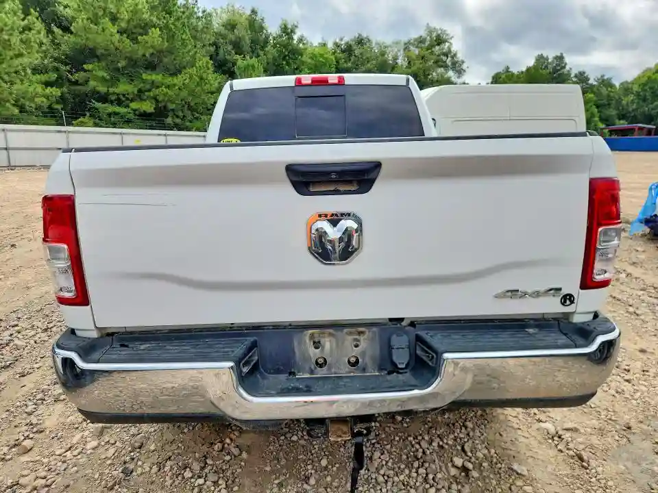 3C6UR5CJ3KG707950 2019 RAM 2500-5