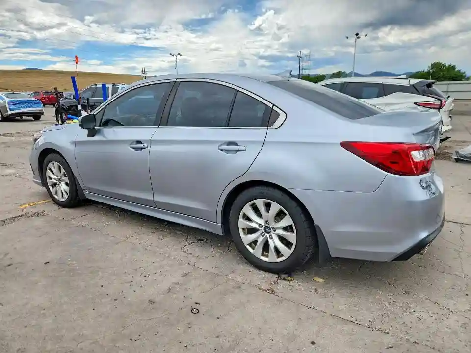 4S3BNEN60J3006174 2018 SUBARU LEGACY-1