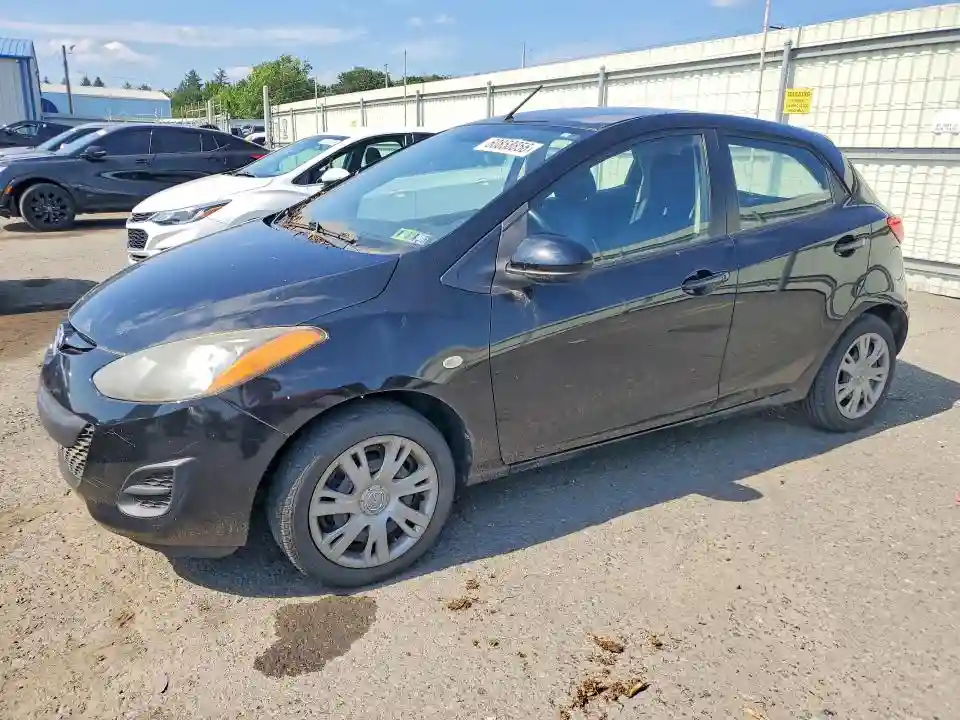 JM1DE1HYXB0124198 2011 MAZDA 2-0