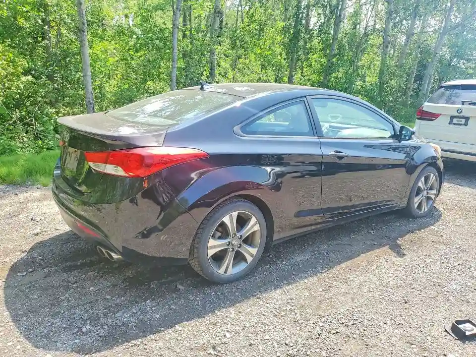 KMHDH6AE3DU002147 2013 HYUNDAI ELANTRA-2
