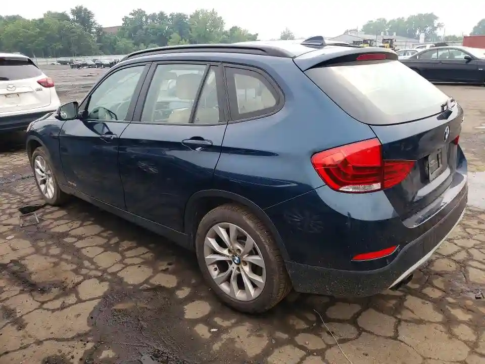 WBAVL1C54DVR92482 2013 BMW X1-1