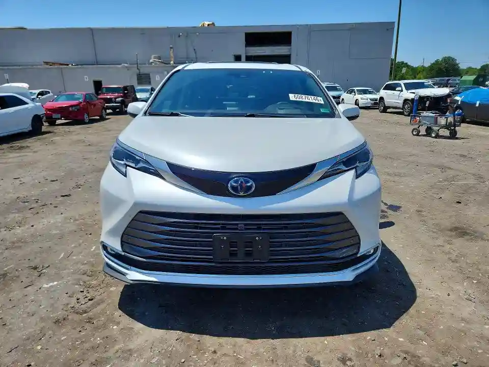 5TDESKFC4NS060915 2022 TOYOTA SIENNA-4