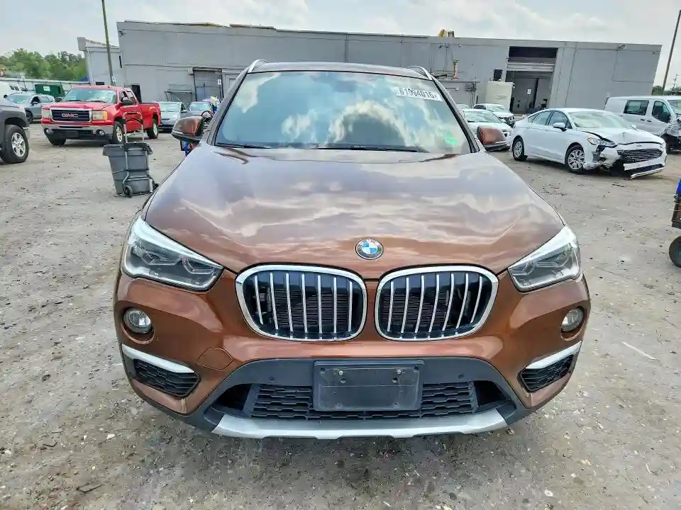 WBXHU7C3XH5H32940 2017 BMW X1-4
