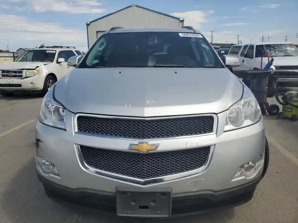 1GNKVJED9BJ237411 2011 CHEVROLET TRAVERSE-4