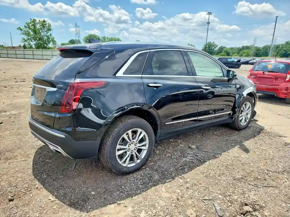 1GYKNDRS6NZ105208 2022 CADILLAC XT5-2