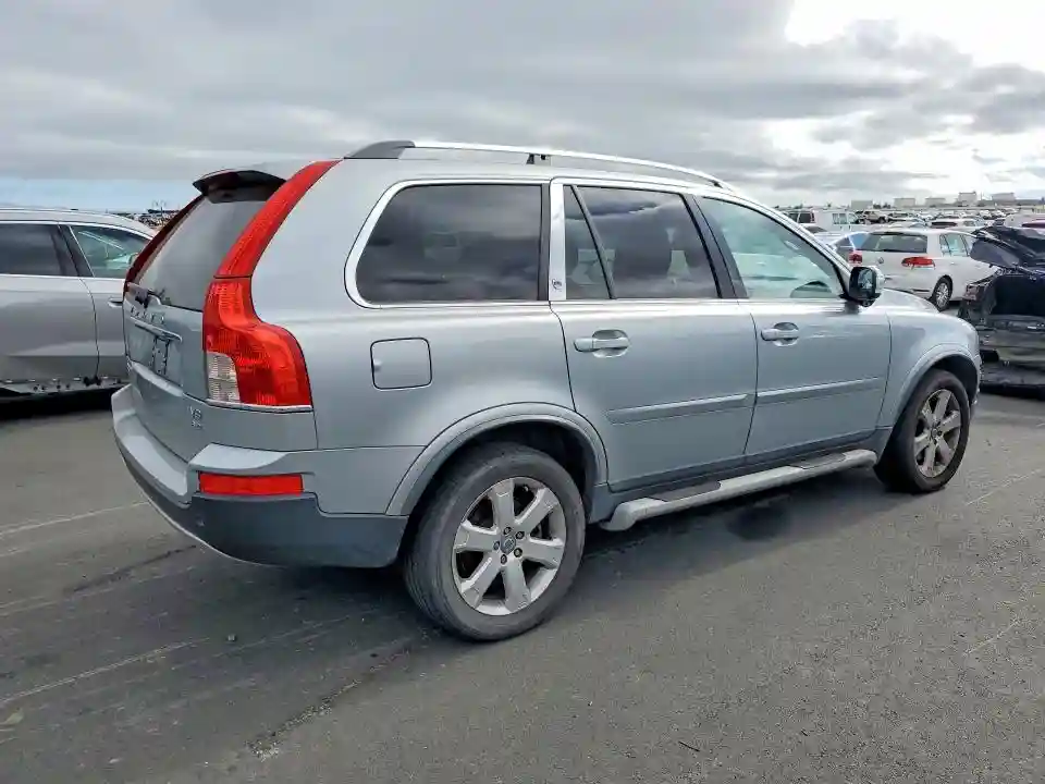 YV4852CZ3B1582664 2011 VOLVO XC90-2