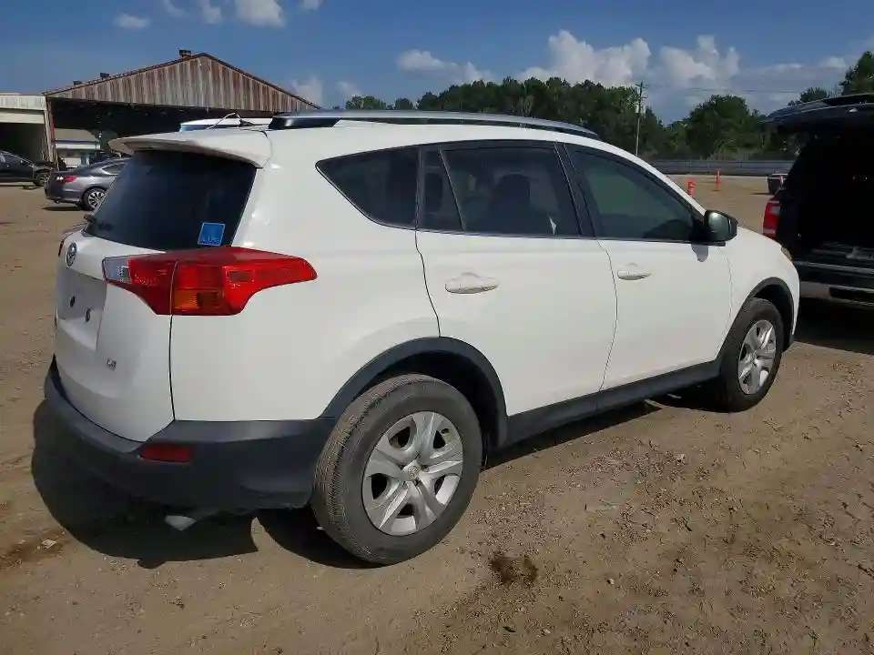 JTMZFREV3FJ028165 2015 TOYOTA RAV4-2