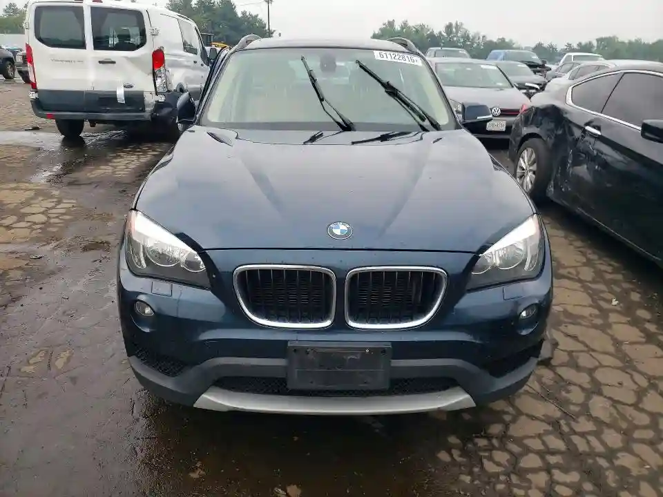 WBAVL1C54DVR92482 2013 BMW X1-4