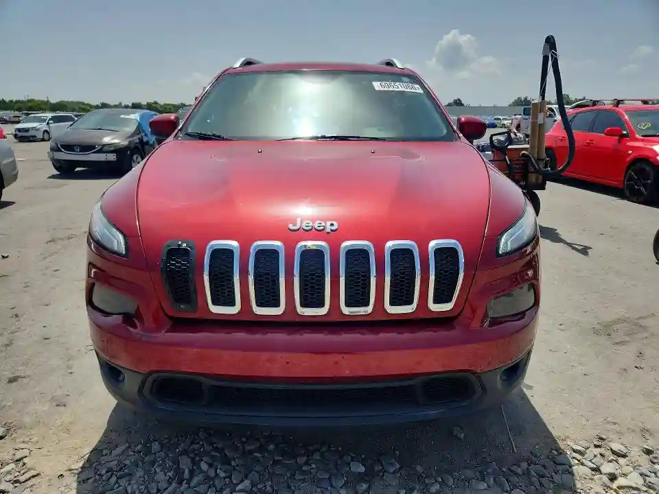 1C4PJLCB3HW507218 2017 JEEP CHEROKEE-4